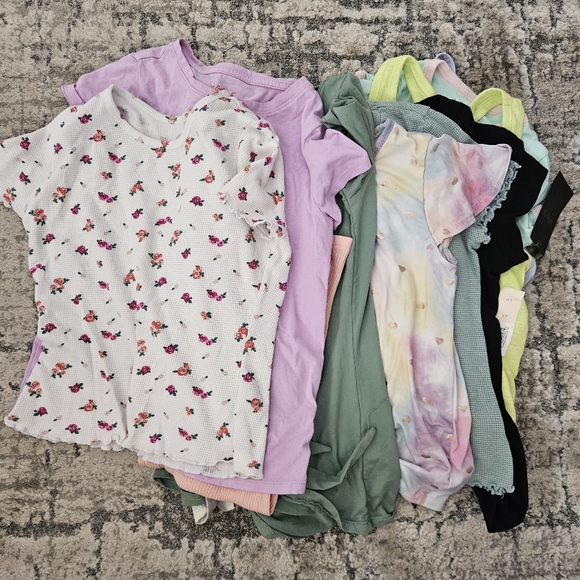 bundle lot of 11  girl shirts - Picture 6 of 9
